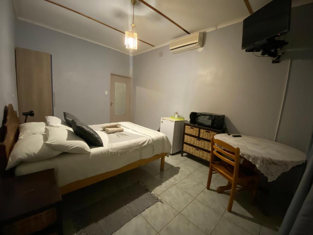 El-Kole Bed And Breakfast Tsumeb Bagian luar foto